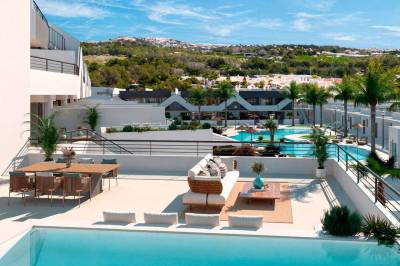 Erdgeschosshaus mit sonniger Gartenterrasse an der Costa Blanca Nord