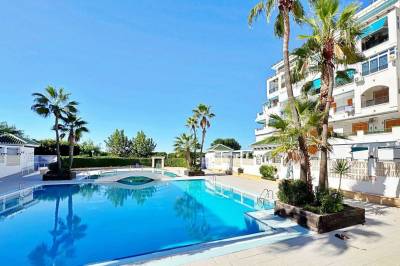 Instapklaar koopappartement op nog geen 200 meter van het strand in La Mata