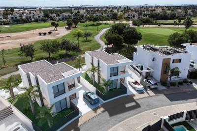 Exclusieve nieuwbouw Villa aan de Costa Cálida met het golfterrein als uw voortuin