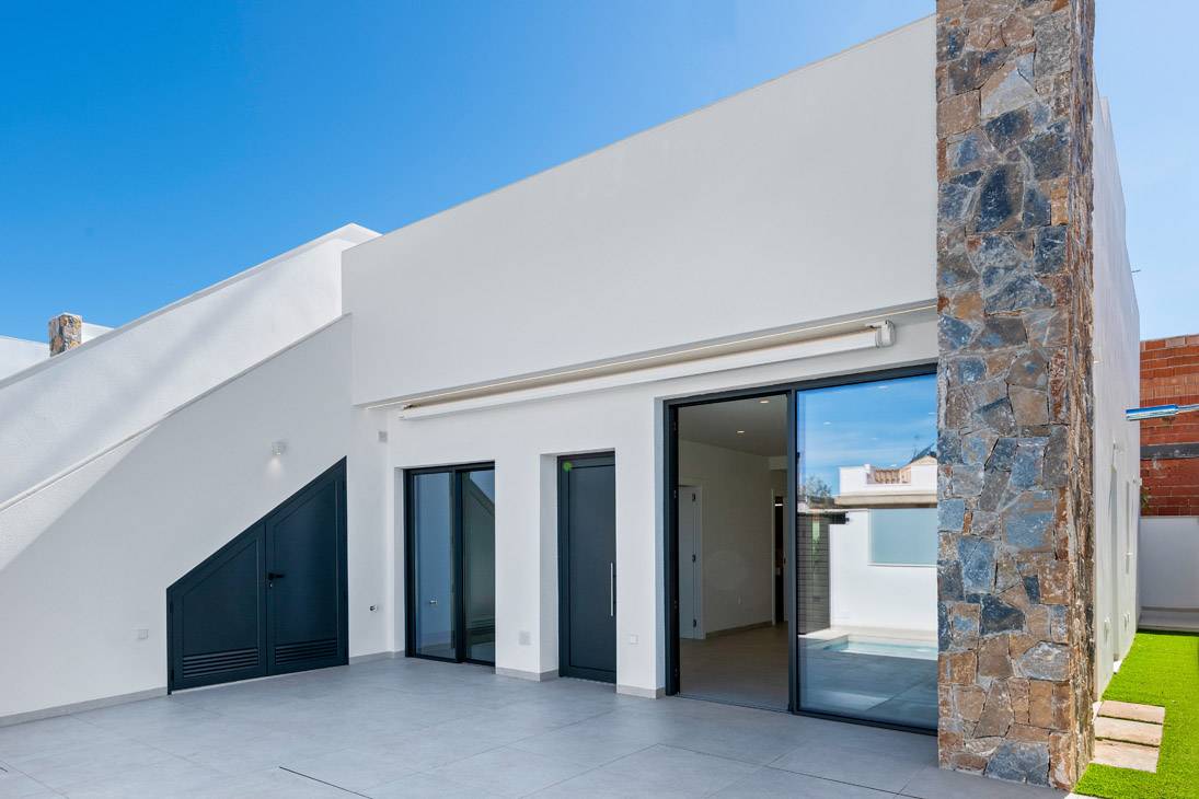 Moderne bungalowwoningen met zwembad in Pilar de la Horadada