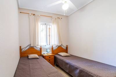 gastenslaapkamer  herverkoop benedenwoning Villamartin, orihuela costa