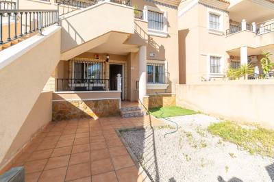voortuin  herverkoop benedenwoning Villamartin, orihuela costa