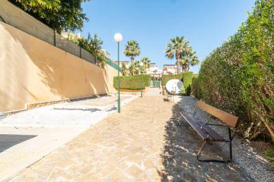gemeenschappelijke zone  herverkoop benedenwoning Villamartin, orihuela costa