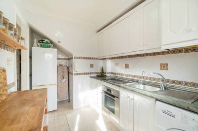 Playa Flamenca herverkoopwoning keuken