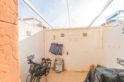 Playa Flamenca herverkoopwoning patio