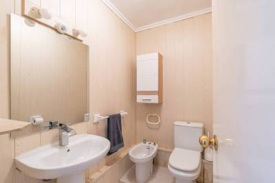 eerstelijns appartement punta prima met zeezicht gastentoilet