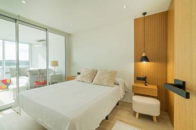 Gerenoveerd appartement met duin en zeezicht in Guardamar hoofdslaapkamer