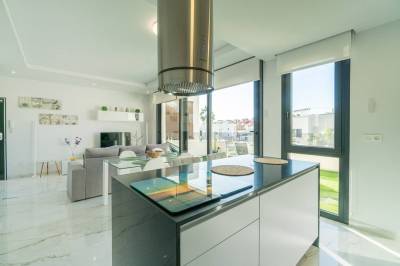 Zuid geori&euml;nteerd penthouse in Orihuela keuken