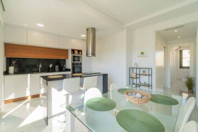 Zuid geori&euml;nteerd penthouse in Orihuela eethoek