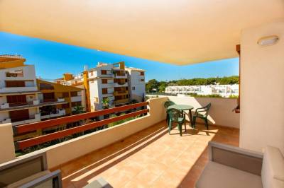 Apartamento de reventa en la zona de Punta Prima