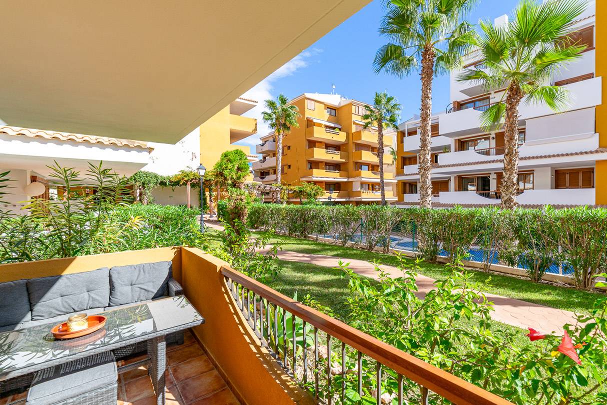 Appartement op wandelafstand van het strand met meerdere gemeenschappelijke zwembaden en een ondergrondse  parkeerplaats