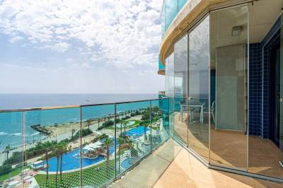 Naar het oosten geori&euml;nteerd appartement in residentie SeaSenses met panoramisch zeezicht en uitgebreide gemeenschappelijke voorzieningen