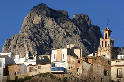 campana_y_pueblo_original