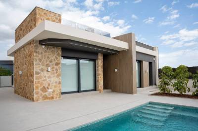 Single storey villa for sale with many extra